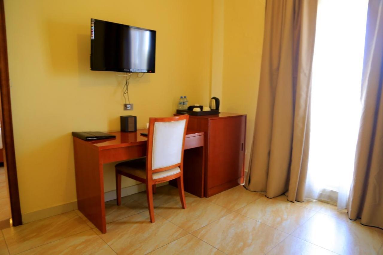 Ye Afoli International Hotel Addis Ababa Exteriör bild